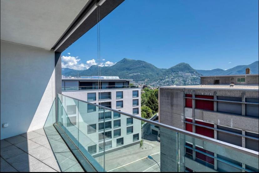 5 Rent Station * Lugano
