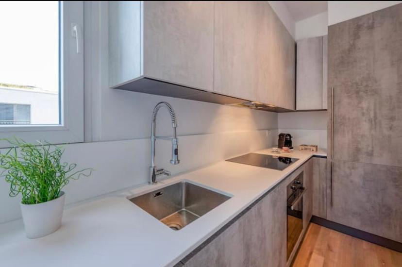 Apartment 5 Rent Station Lugano