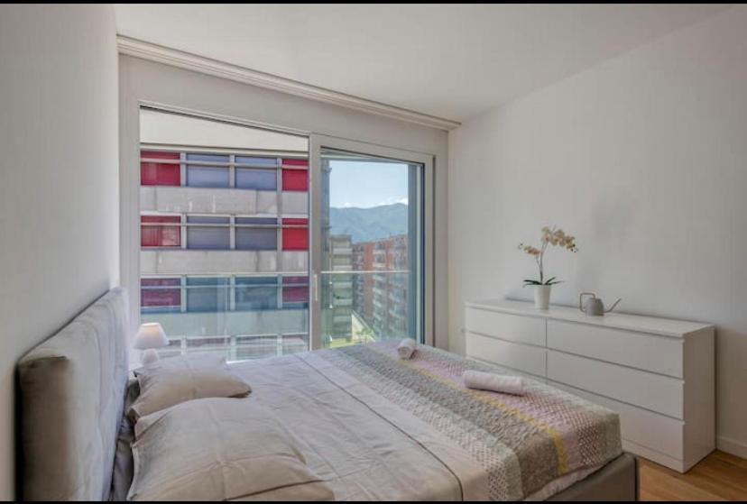 5 Rent Station Lugano